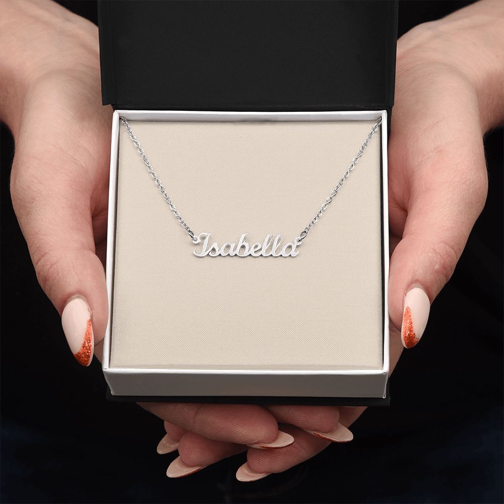 PERSONALIZED NAME NECKLACE / MADE & SHIPPED IN USA
